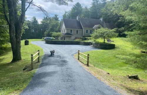 Arlington House | Stunning private Country home in Arlington, VT!