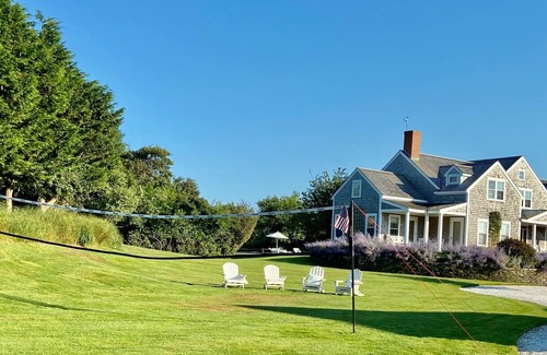 Quidnet House | Stunning private estate property with a new 18′ x 36′ salt water pool