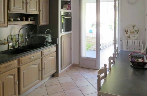 Lamagdelaine House | Stunning private villa for 4 people with WIFI, private pool, TV, terrace, pets allowed and parking