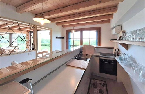 Venegazzu Villa | Stunning private villa with A/C, private pool, sauna, WIFI, hot tub, TV and pets allowed