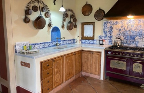 Montepulciano Villa | Stunning private villa with WIFI, private pool, TV, patio, pets allowed, panoramic view and park.