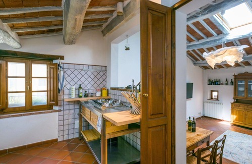 Montepulciano House | Stunning private villa for 4 guests with WIFI, TV, pets allowed and parking