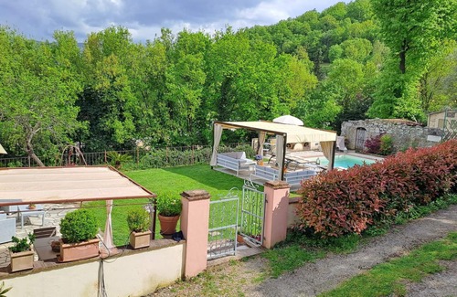 Pieve al Bagnoro Villa | Stunning private villa with A/C, WIFI, private pool, TV, veranda and pets allowed, close to Arezzo