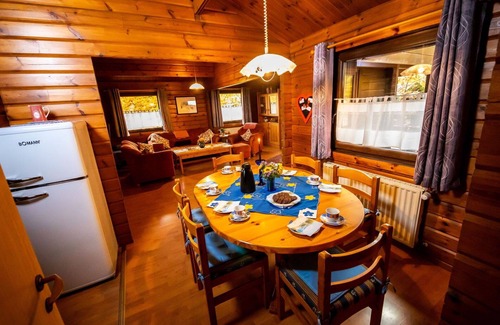 Bad Arolsen House | Stunning private villa for 6 guests with WIFI, TV and patio
