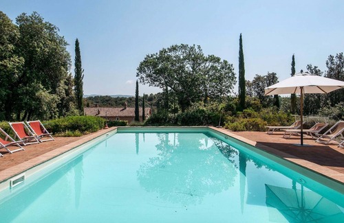 Camigliano Villa | Stunning private villa for 14 people with WIFI, private pool, A/C, TV, panoramic view and parking