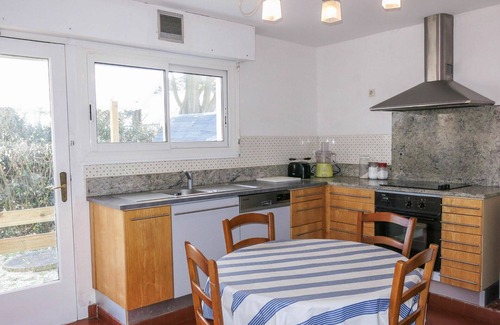 Morbihan House | Stunning private villa for 8 guests with WIFI, TV, terrace, pets allowed and parking
