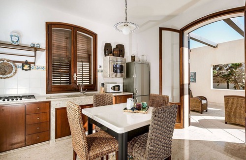 Custonaci Villa | Stunning private villa for 6 guests with WIFI, private pool, A/C, TV, terrace and panoramic view