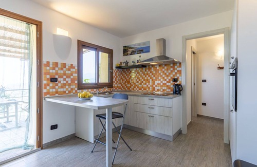 Vallebona House | Stunning private villa for 2 people with WIFI, terrace, pets allowed, panoramic view and parking
