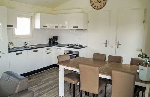 Willemsdorp House | Stunning private villa for 6 people with pool, WIFI, TV, terrace and parking