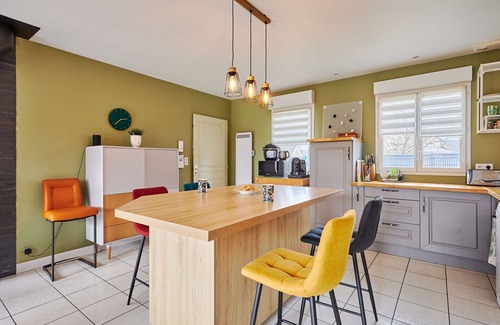 Portbail House | Stunning private villa for 2 guests with WIFI, terrace, pets allowed and parking