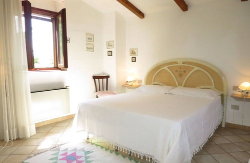 Montieri House | Stunning private villa for 4 people with TV, terrace, pets allowed and parking