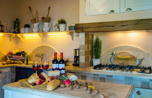 Peccioli Villa | Stunning private villa for 8 people with private pool, WIFI, A/C, TV, pets allowed and parking