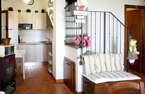 Volterra House | Stunning private villa for 2 people with WIFI, TV, terrace and parking