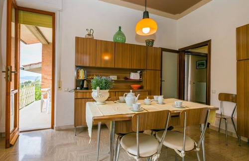 Villamagna House | Stunning private villa with private pool, A/C, WIFI, patio, pets allowed and panoramic view