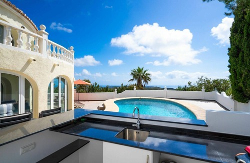 Benitachell House | Stunning private villa with A/C, WIFI, private pool, TV, terrace, pets allowed and panoramic view
