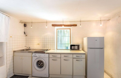 Nyons House | Stunning private villa for 2 people with A/C, pool, WIFI, TV, terrace and parking