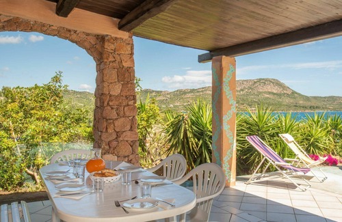 Costa Corallina House | Stunning private villa for 6 people with WIFI, TV and parking