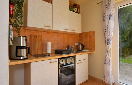 Goldlauter House | Stunning private villa for 4 guests with WIFI, TV, terrace, pets allowed and parking