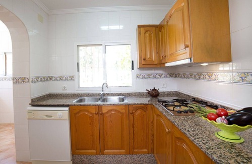 La Canuta House | Stunning private villa for 10 people with A/C, WIFI, private pool, TV and terrace