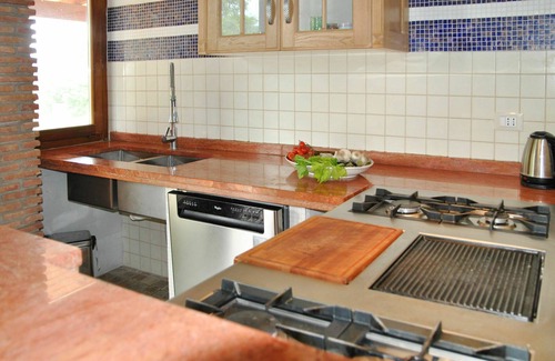 Itri Villa | Stunning private villa for 14 guests with WIFI, A/C, private pool, TV, patio and pets allowed