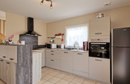 Camlez House | Stunning private villa for 4 guests with TV, terrace and parking