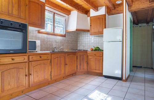Valgorge House | Stunning private villa for 4 guests with A/C, TV, pets allowed and parking