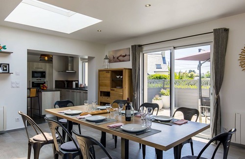 Santec House | Stunning private villa for 6 guests with WIFI, TV, terrace and pets allowed