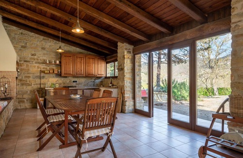 Vesime House | Stunning private villa for 8 guests with WIFI, private pool, TV, patio, pets allowed and parking