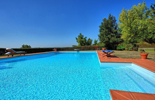 Arezzo Villa | Stunning private villa with private pool, A/C, WIFI, TV, panoramic view, parking, close to Arezzo