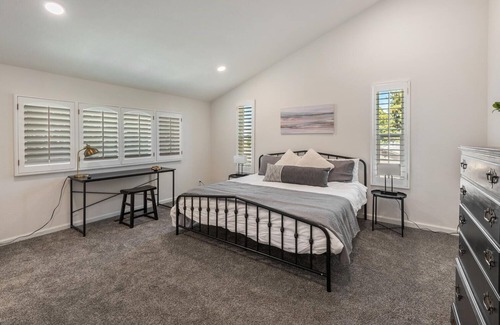 Auburn House | Stunning remodeled home with pool, bonus room in a great location!