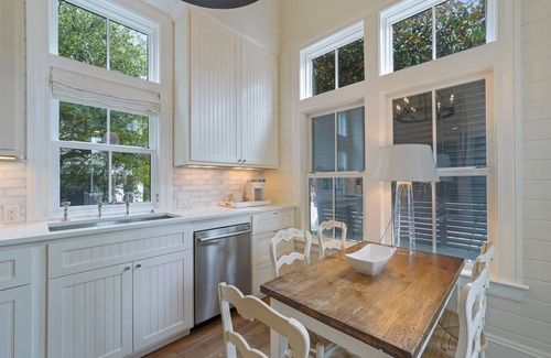 Cottage District House | Stunning Renovated Seaside, FL Home + 2 Adult Bikes, Sleeps 8 - Pet Friendly!