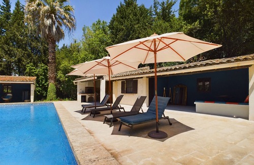 Mouries House | Stunning Renovated Mas with Pool in Peaceful Mouriès Countryside