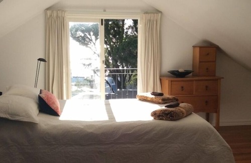 Stepneyville Villa | Stunning Sea views, renovated Villa