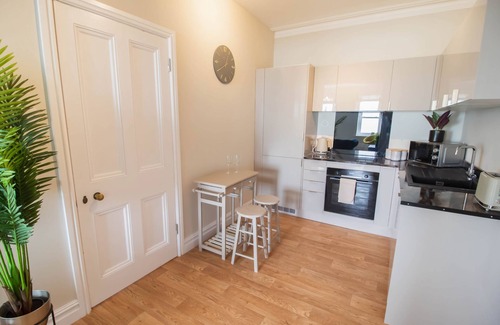 Seaford Apartment | Stunning Seafront Apartment