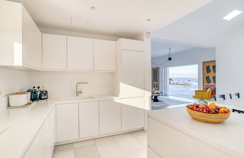 Paros Villa | Stunning Seaside Villa in Paros