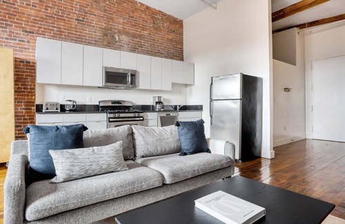 South End Apartment | Stunning South End Studio, by Blueground