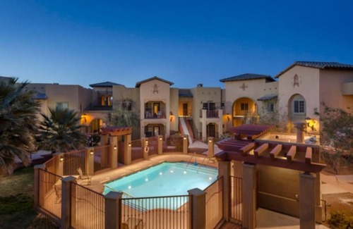 Mesilla Apartment | Stunning Southern Luxury Condo 2-125