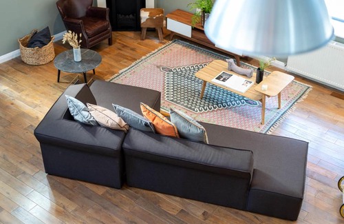 South Hampstead Apartment | Stunning & Spacious 2BR Hampstead Duplex