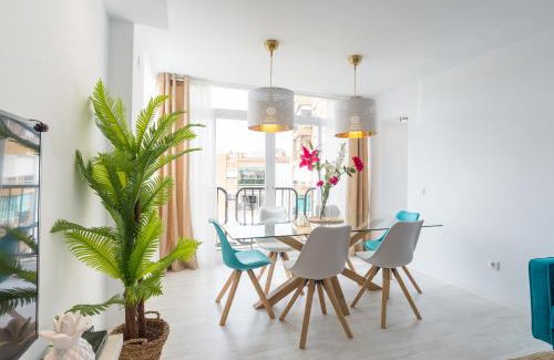Cruz de Humilladero Apartment | Stunning Spacious City Apartment with free parking