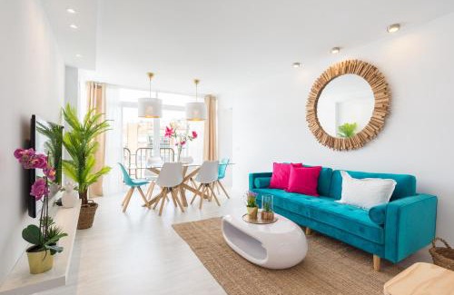Cruz de Humilladero Apartment | Stunning Spacious City Apartment with free parking