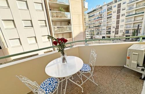 Les Baumettes Apartment | Stunning Studio Rue France Promenade des Anglais