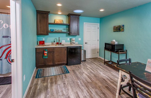 Baileys Harbor Apartment | Stunning Studio just steps from the Bjorklunden Trail System in Baileys Harbor