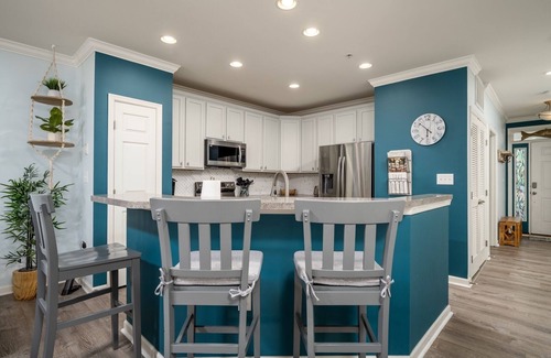 Sunset Island Condo | Stunning Sunset Island Condo @ 2 Fountain Drive East, FREE Linen & Towel Pkg!