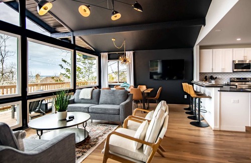 Redmont Park House | Stunning Sunsets Await at The Altamont