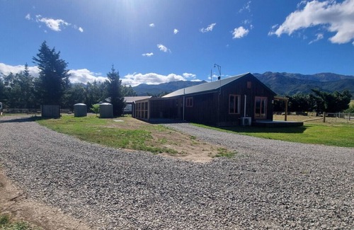 Hanmer Springs House | Stunning Tranquil Locationn5 km From Hanmer Springs Villagenbring Your Horse