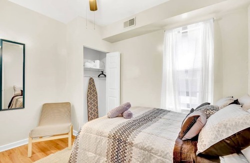 Graduate Hospital Apartment | Stunning Unit by Rittenhouse & Grad Hospital