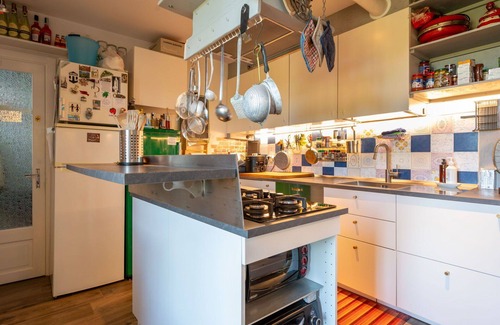 San Damiano dʼAsti House | Stunning villa for 10 people with private pool, A/C, WIFI and patio