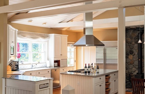 Calistoga House | Stunning View Estate in Calistoga - the Retreat on the Knoll