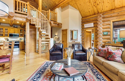 Mountain Village Cabin | Stunning Views! Ski-In/Out Mountain Village Cabin