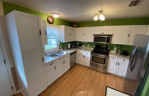 Silver Lake House | Stunning View - Villages Golf Course Front Home near Spanish Springs Town Square